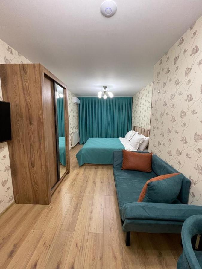 Central Park Apartments In Тбилиси Экстерьер фото