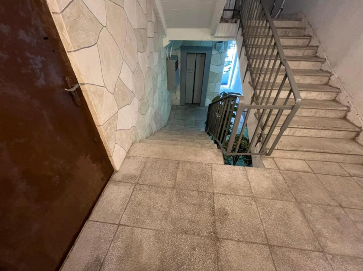 Central Park Apartments In Тбилиси Экстерьер фото