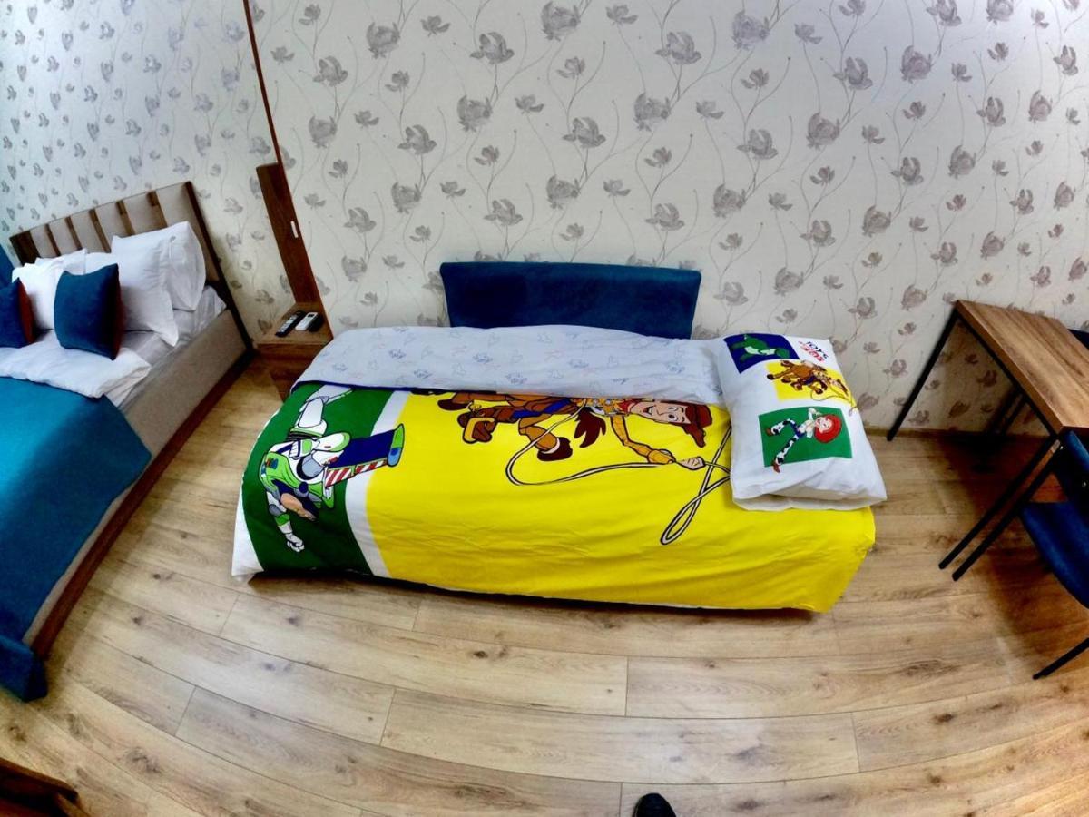 Central Park Apartments In Тбилиси Экстерьер фото