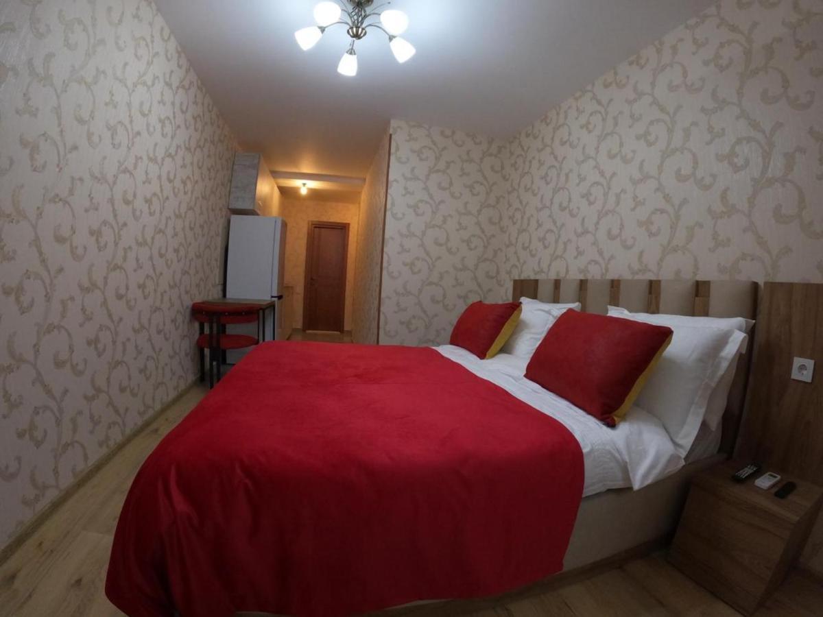 Central Park Apartments In Тбилиси Экстерьер фото