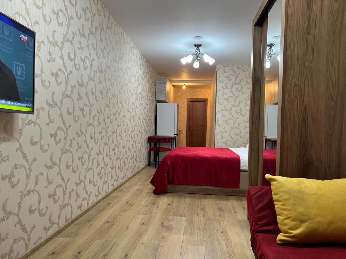 Central Park Apartments In Тбилиси Экстерьер фото