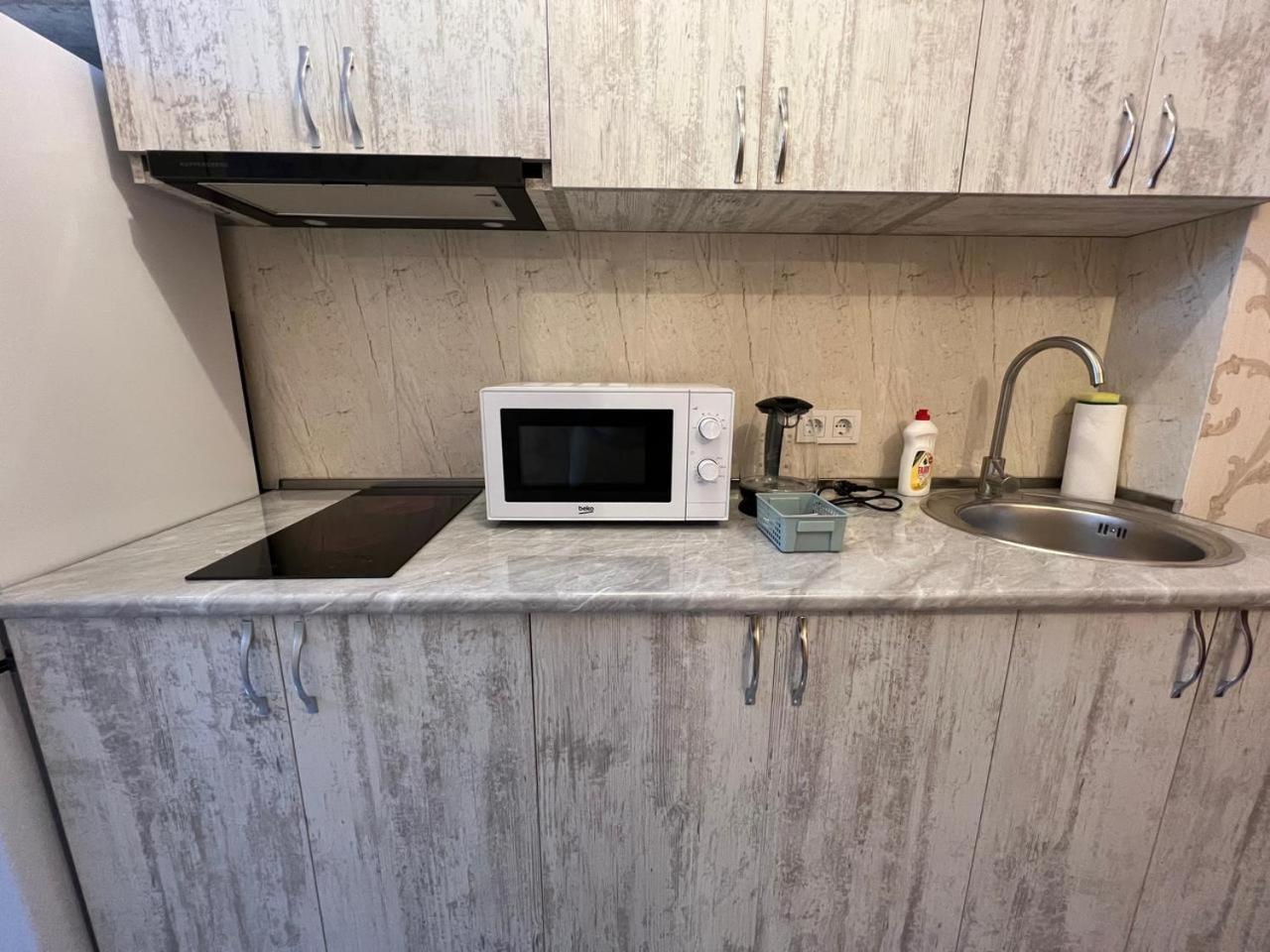 Central Park Apartments In Тбилиси Экстерьер фото